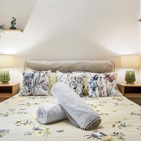 Tranquil 2 Bedroom Apartment Close To St. Paul'S Cathedral Londen Buitenkant foto