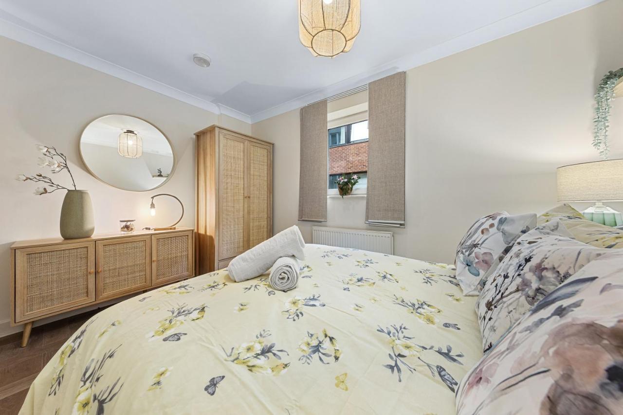 Tranquil 2 Bedroom Apartment Close To St. Paul'S Cathedral Londen Buitenkant foto