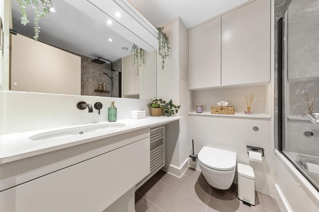 Tranquil 2 Bedroom Apartment Close To St. Paul'S Cathedral Londen Buitenkant foto