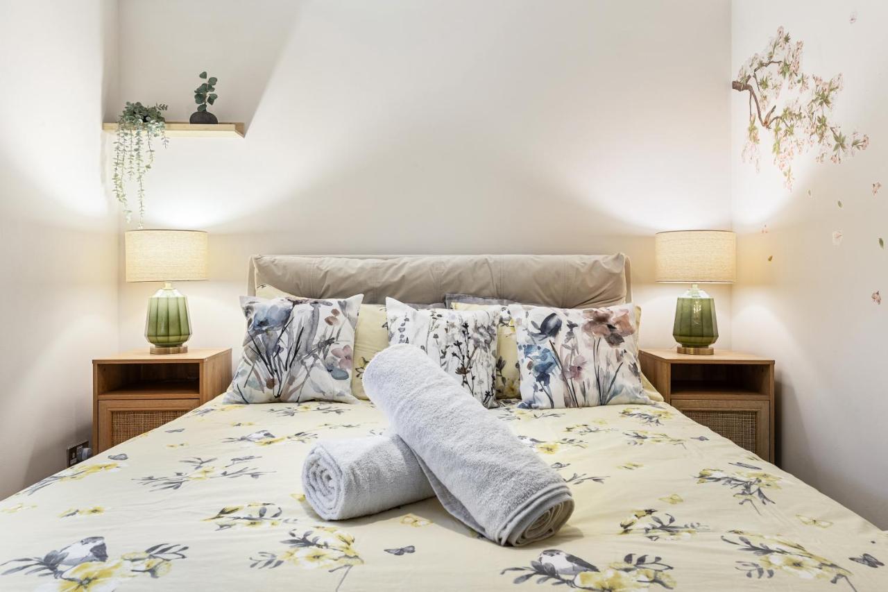 Tranquil 2 Bedroom Apartment Close To St. Paul'S Cathedral Londen Buitenkant foto